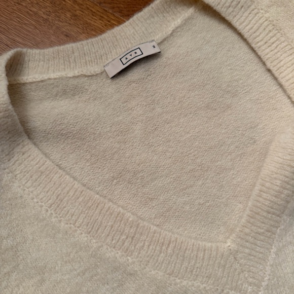 AYR Cutie BB V-Neck Cream Sweater - Picture 3 of 8